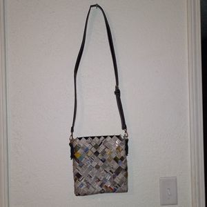 Reecii Magazine Crossbody